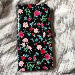 Kate Spade Leather 7/8 PLUS Card Holder Case